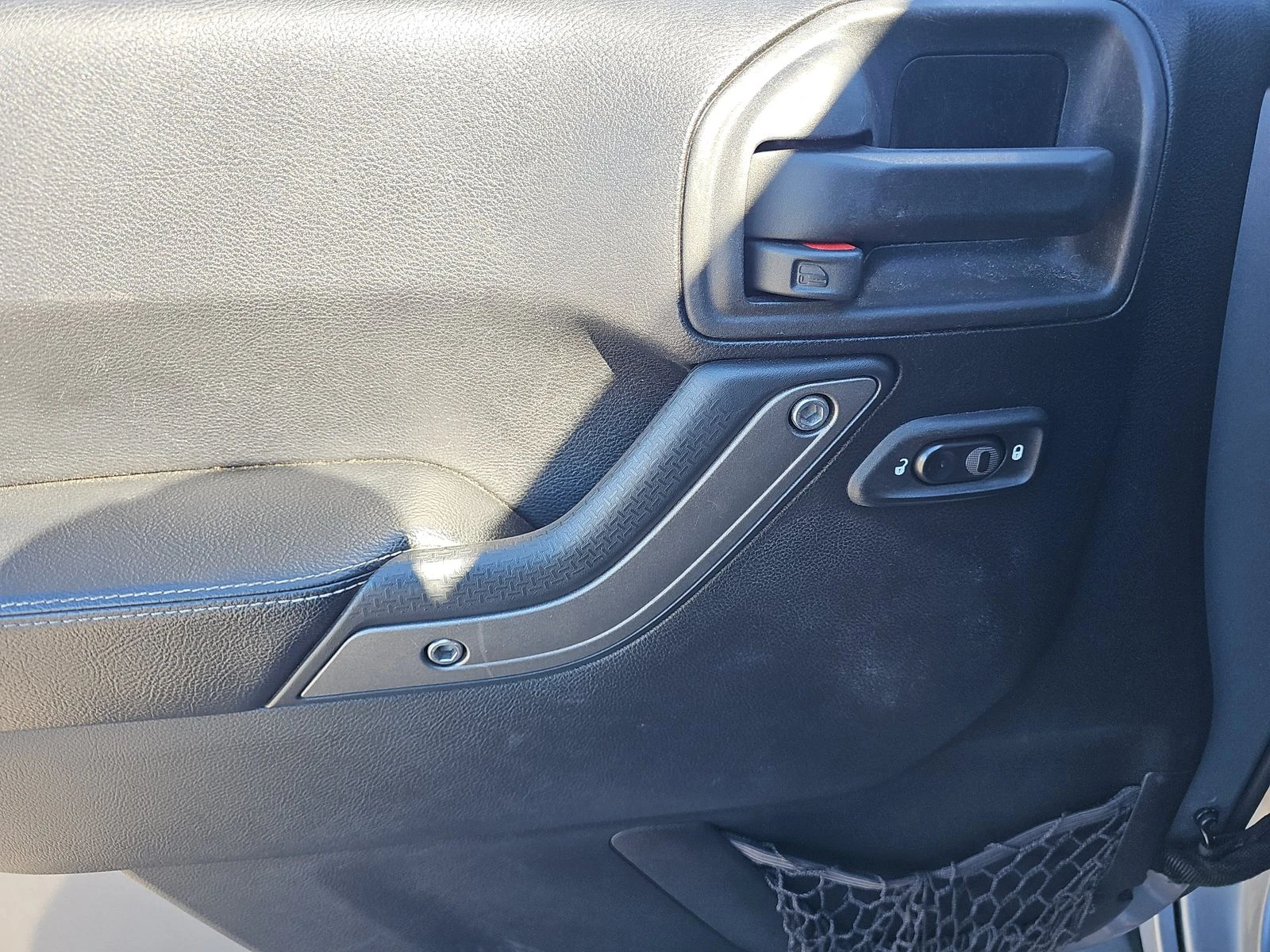 Jeep Wrangler Unlimited Freedom Edition | Mobile.bg   12