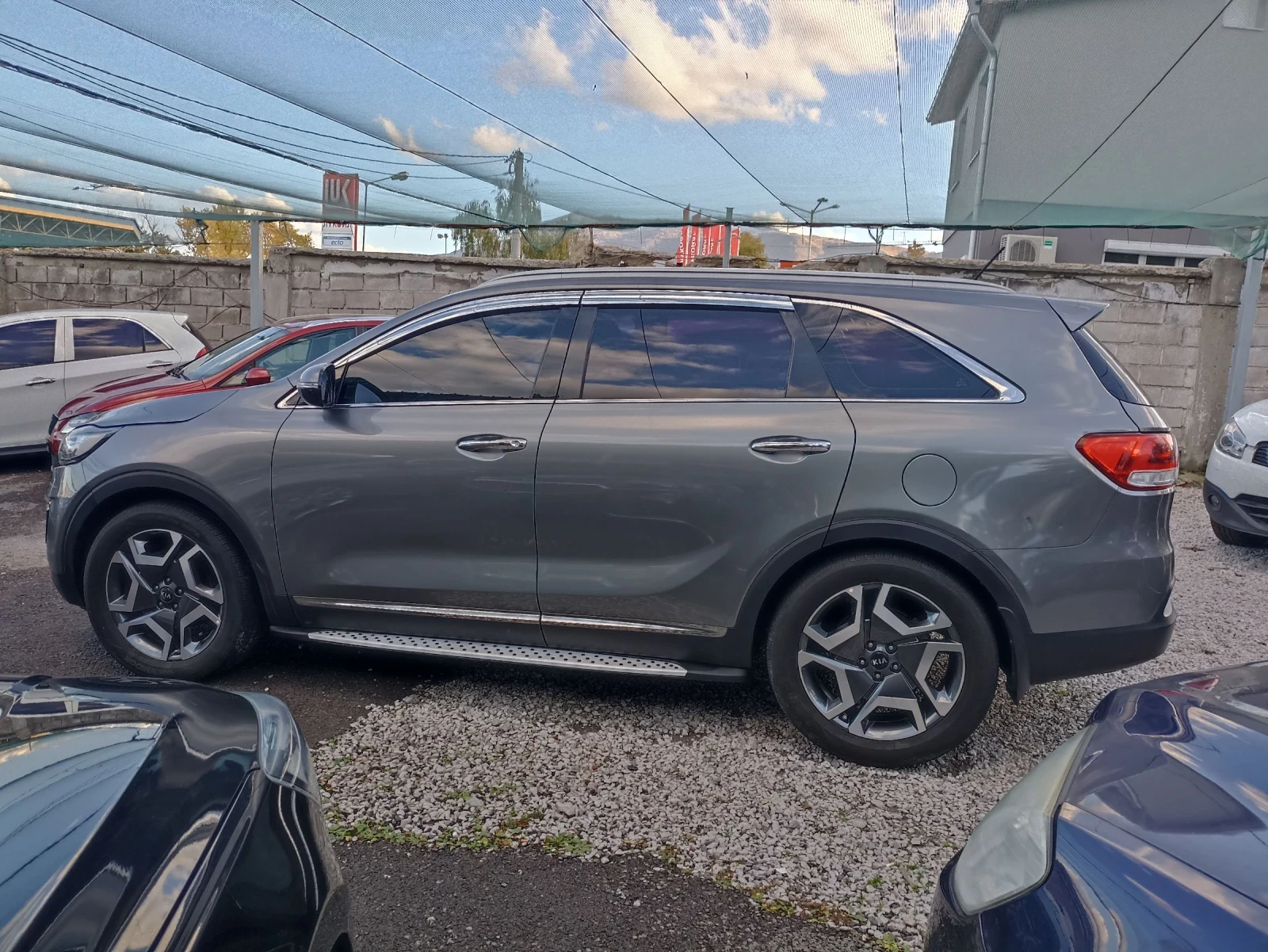 Kia Sorento 2.0 CRDi 4x4 6+ 1 - изображение 3
