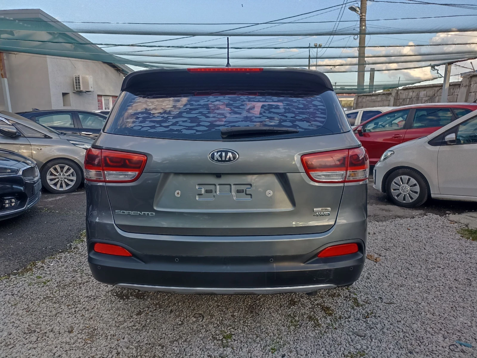 Kia Sorento 2.0 CRDi 4x4 6+ 1 - изображение 6