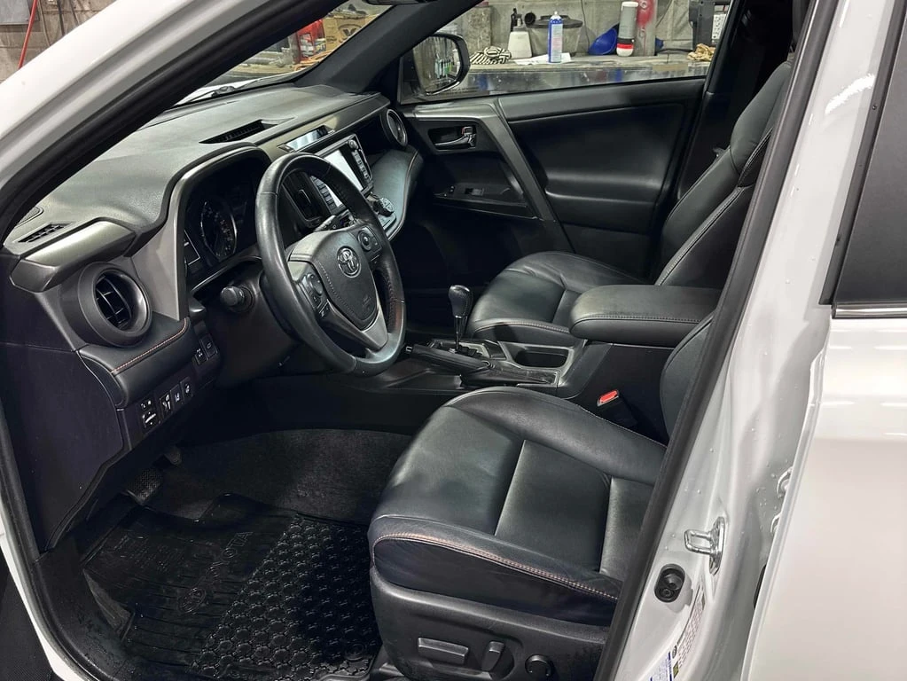 Toyota Rav4 * SE * CARFAX *    | Mobile.bg   13