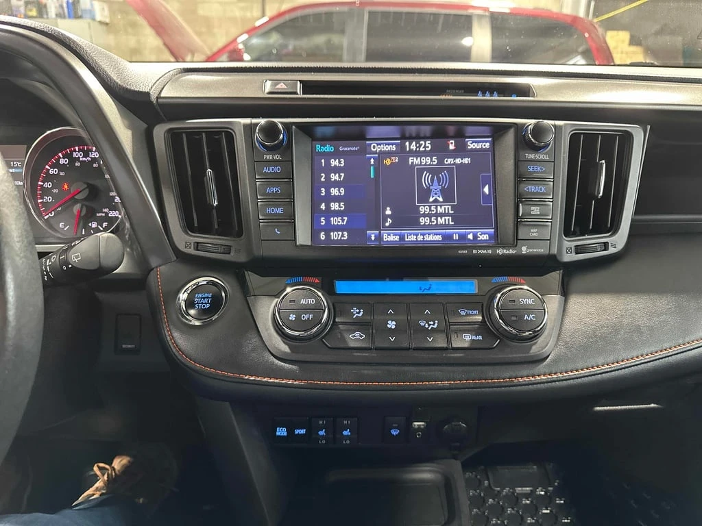 Toyota Rav4 * SE * CARFAX *    | Mobile.bg   10