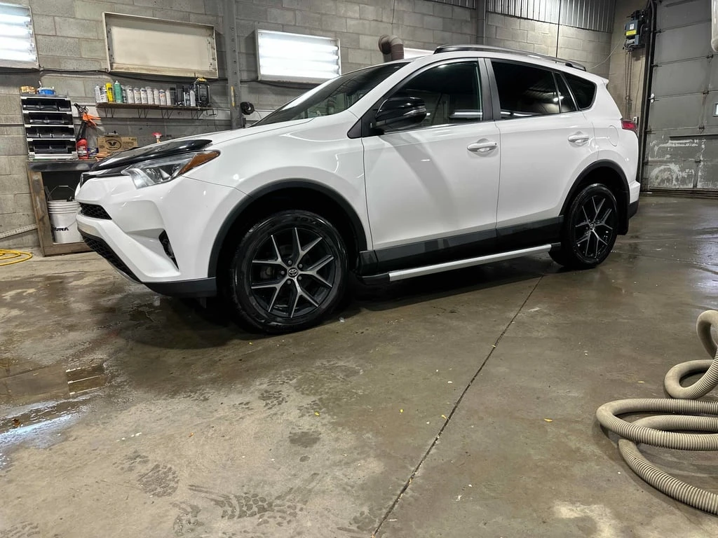 Toyota Rav4 * SE * CARFAX *    | Mobile.bg   3