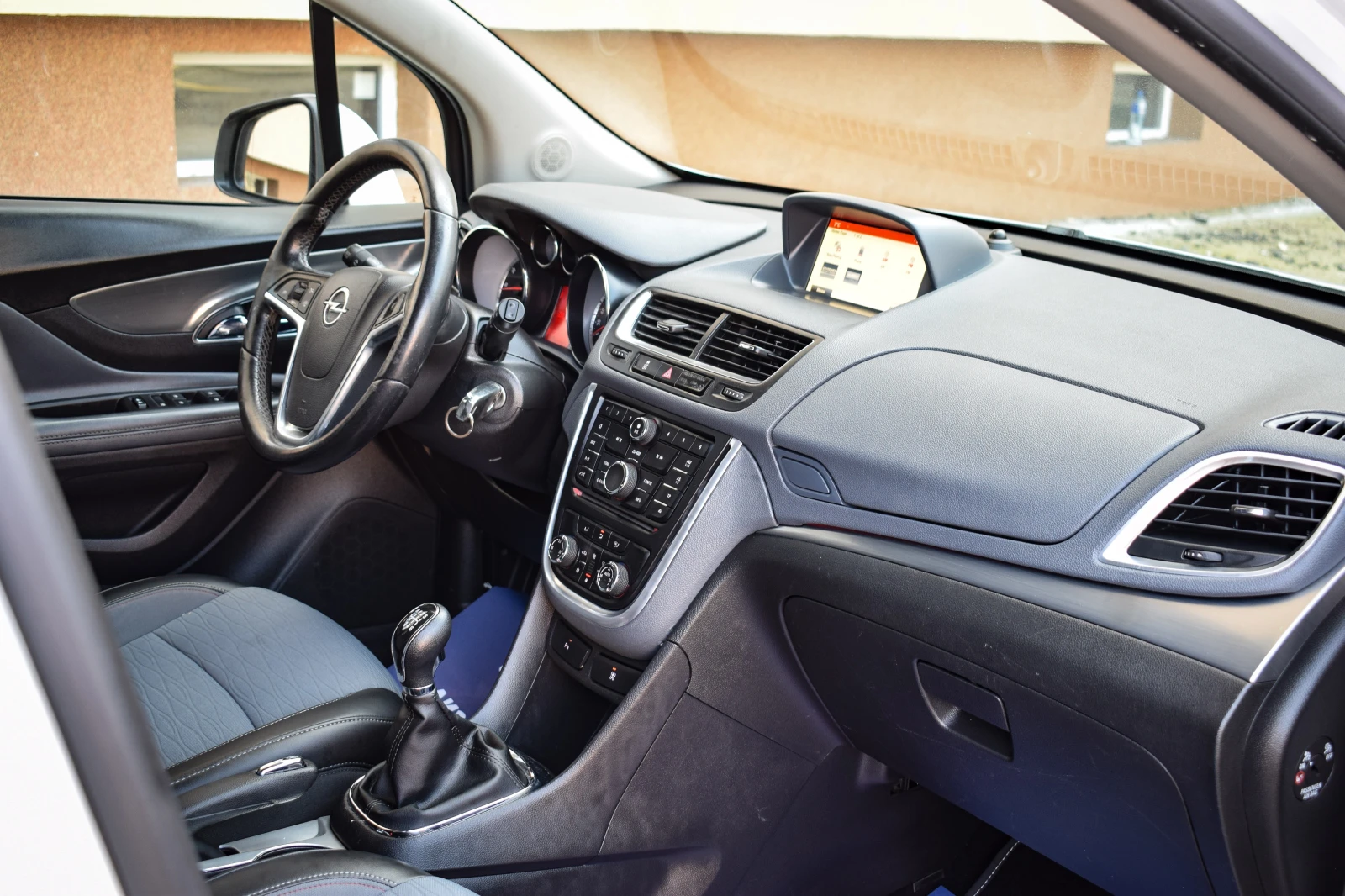 Opel Mokka 1.4 COSMO ГАЗОВ-ИНЖЕКЦИОН 140k.c. 107000km., снимка 14 - Автомобили и джипове - 53721822