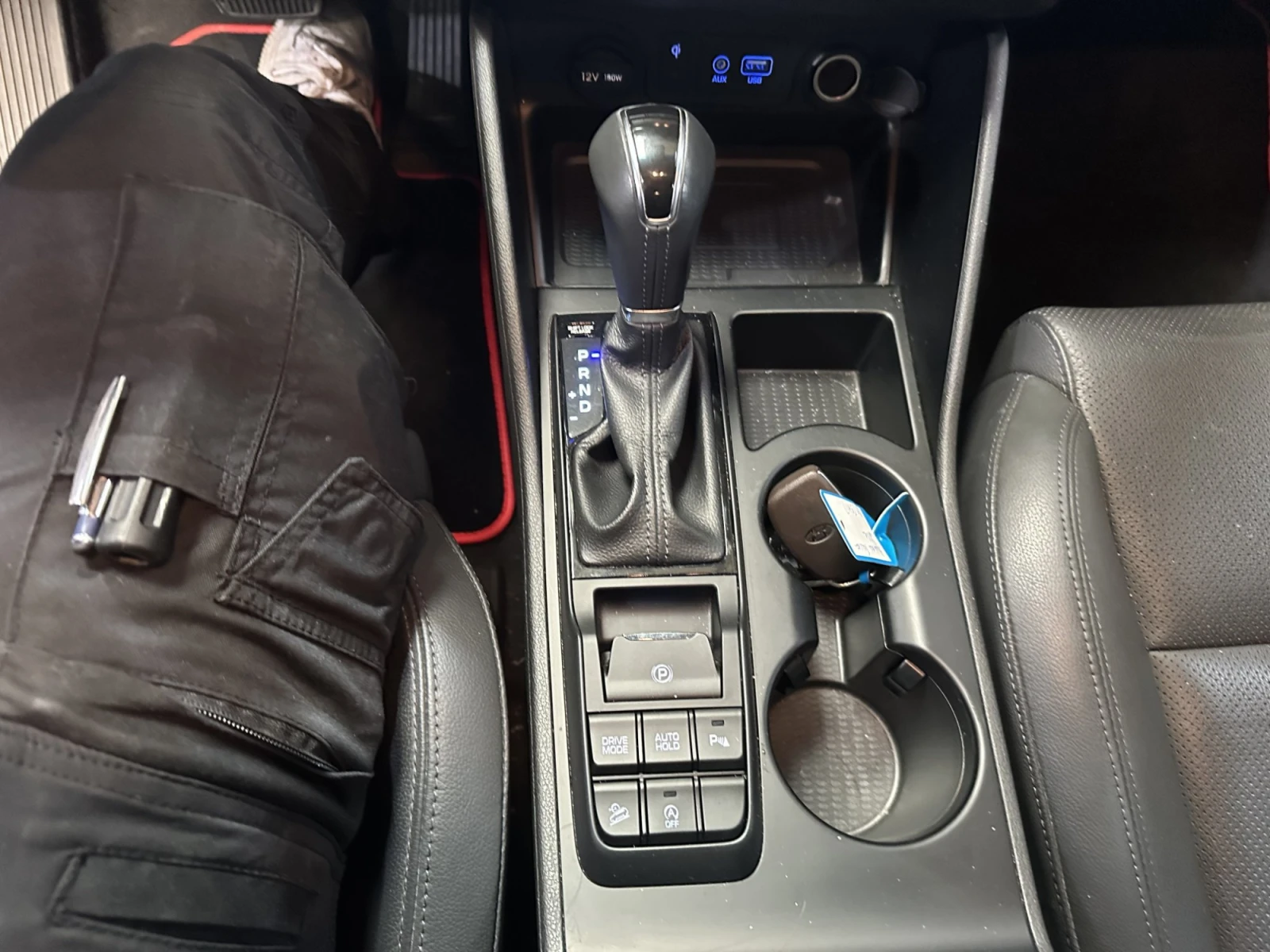 Hyundai Tucson, снимка 11 - Автомобили и джипове - 53780372