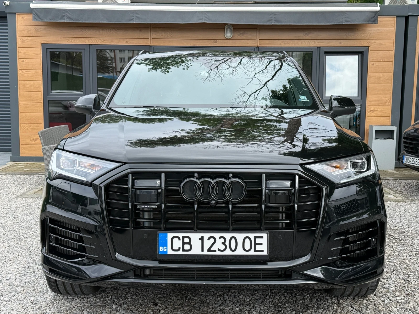 Audi Q7 55TFSI-e/V6/Plug in Hybrid/Facelift/381hp/Quattro/, снимка 2 - Автомобили и джипове - 54682805