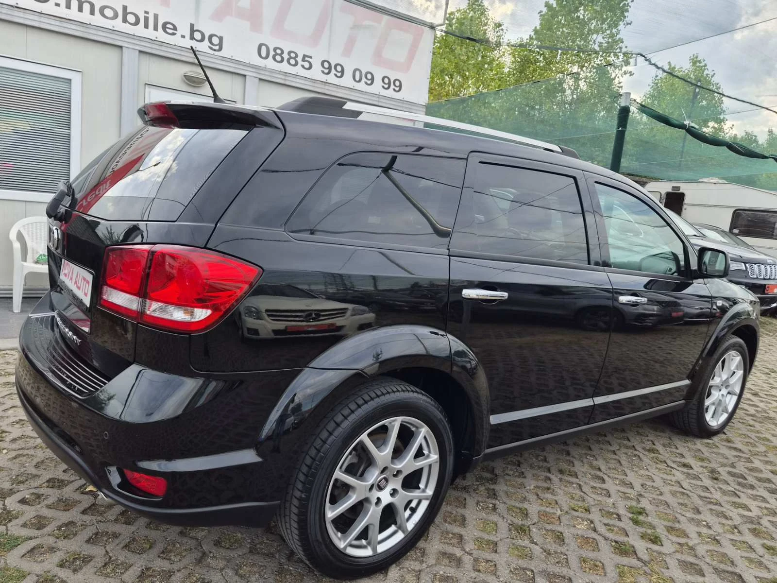 Fiat Freemont 2.0D-170кс-4X4-AUTOMATIC-7 МЕСТА, снимка 4 - Автомобили и джипове - 55837889
