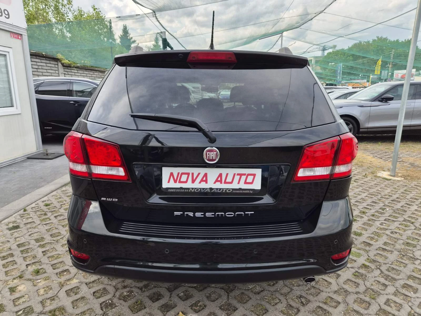 Fiat Freemont 2.0D-170кс-4X4-AUTOMATIC-7 МЕСТА, снимка 3 - Автомобили и джипове - 55837889
