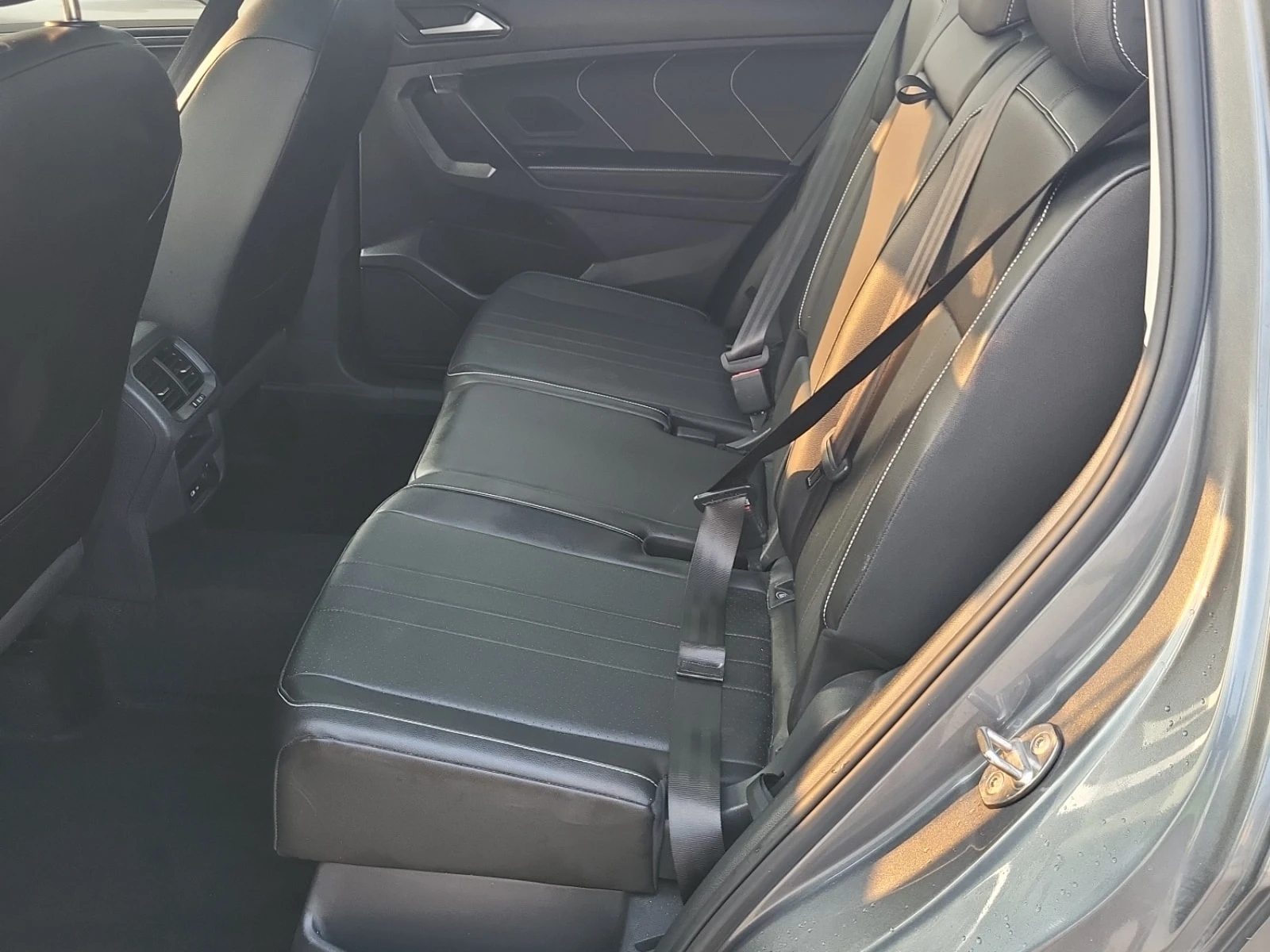 VW Tiguan * 4motion Comfortline * CARFAX * ФИНАНСИРАНЕ, снимка 11 - Автомобили и джипове - 55995549