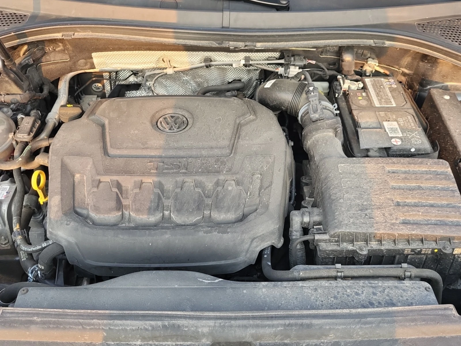 VW Tiguan * 4motion Comfortline * CARFAX * ФИНАНСИРАНЕ, снимка 15 - Автомобили и джипове - 55995549