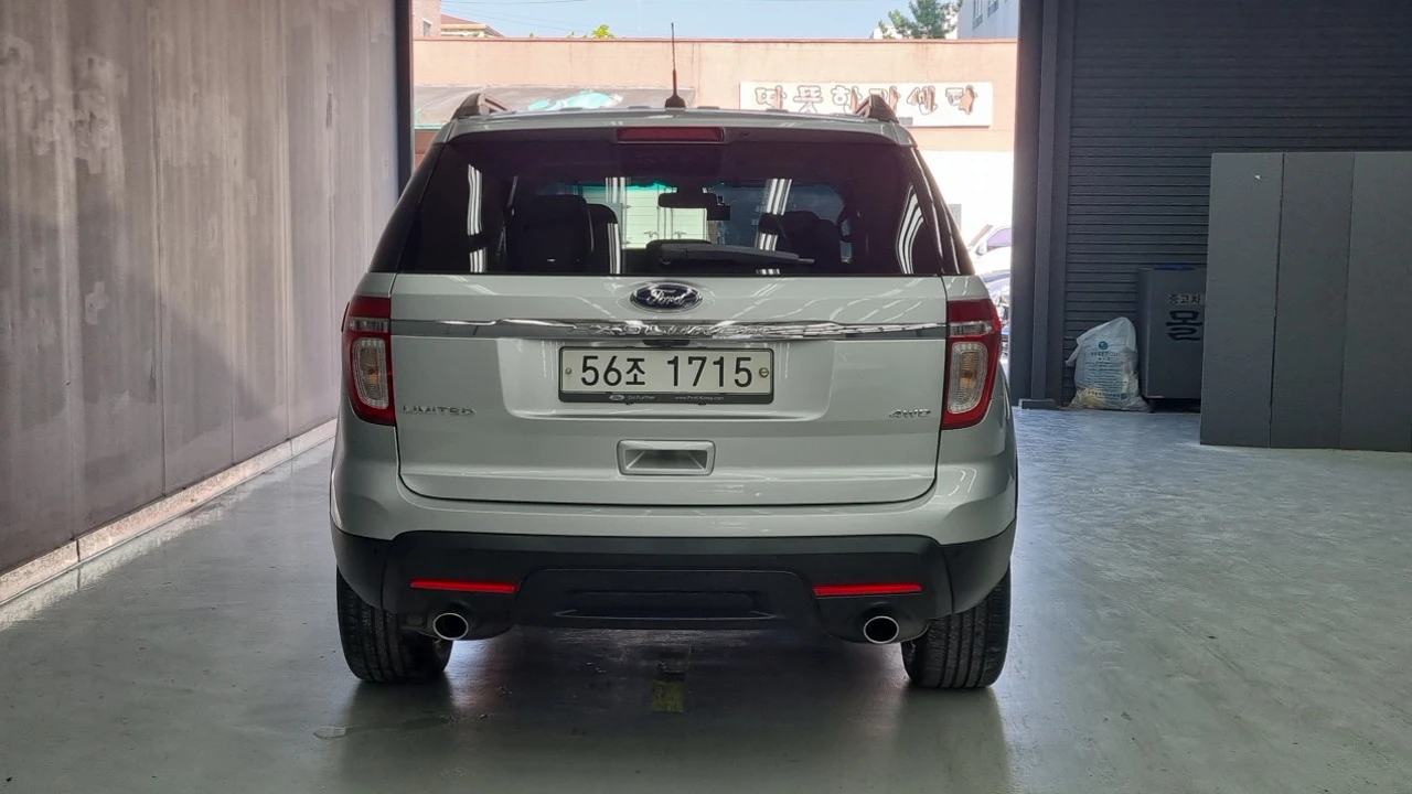 Ford Explorer 3.5 AWD - САМО 30% АВАНС, снимка 7 - Автомобили и джипове - 56368573