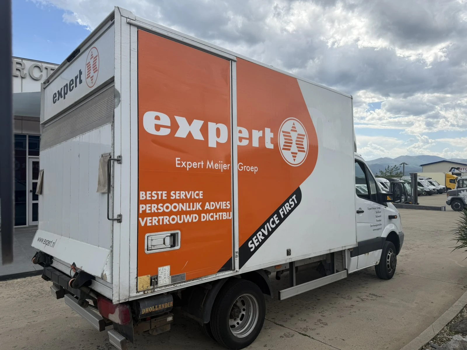 Mercedes-Benz Sprinter 513 Фургон/Падащ борд, снимка 3 - Бусове и автобуси - 54549782