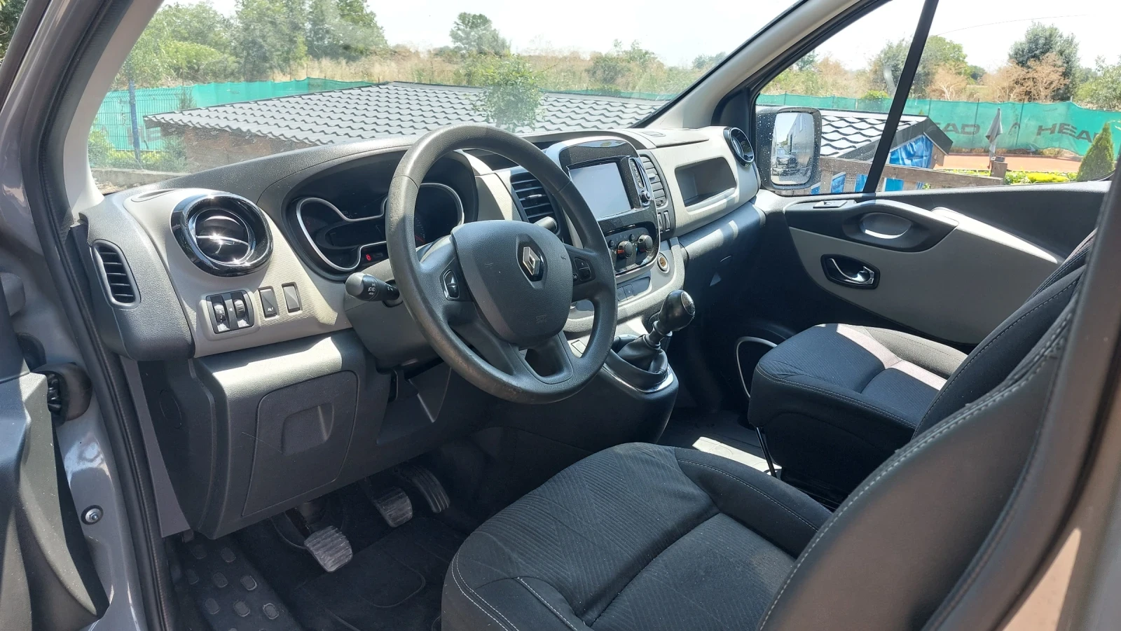 Renault Trafic L, снимка 5 - Бусове и автобуси - 55604607