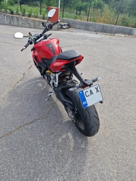 Ducati Streetfighter V2, снимка 4