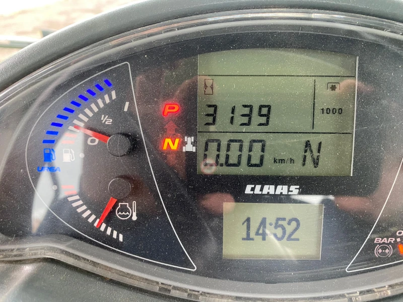 Трактор Claas Axion 930 лизинг 3139 часа, снимка 5 - Селскостопанска техника - 52334584