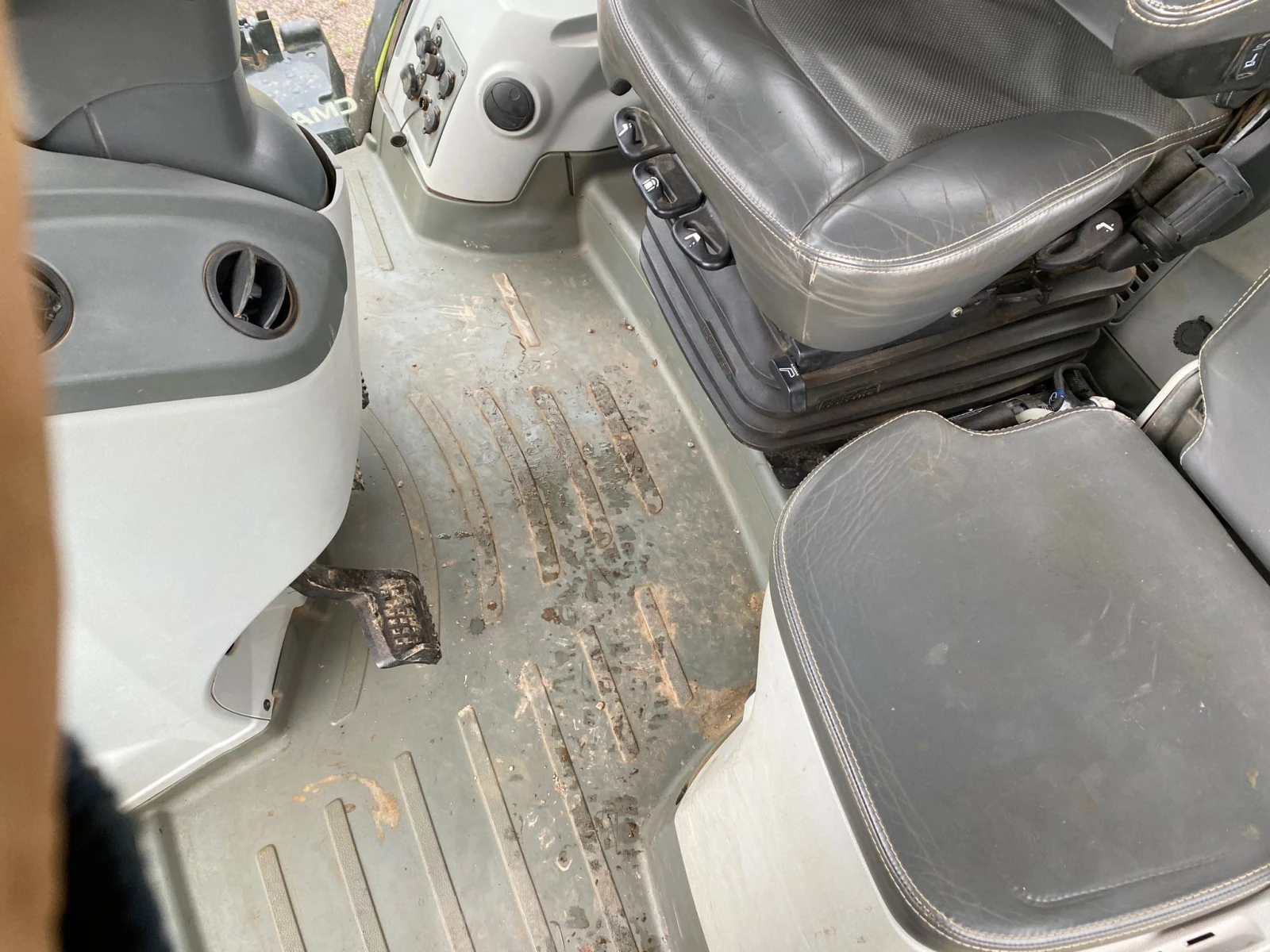 Трактор Claas Axion 930 лизинг 3139 часа - изображение 8