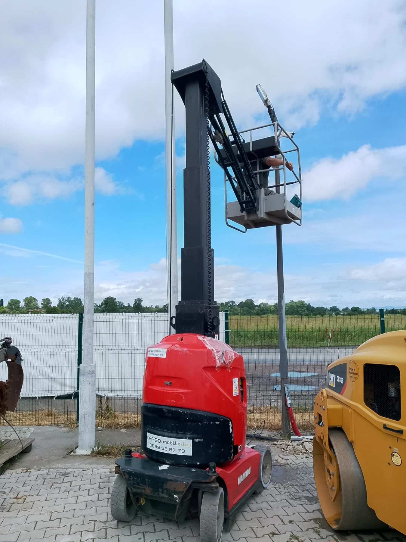 Автовишка Друга марка Manitou VJR100 Налична, снимка 2 - Индустриална техника - 54795633