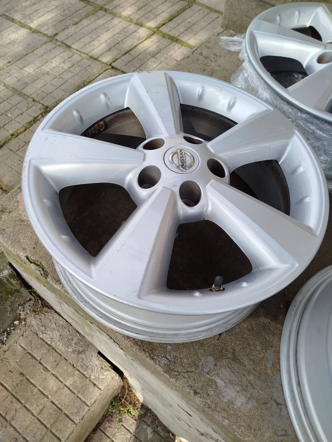 Джанти за Nissan Juke, снимка 3 - Гуми и джанти - 53701829