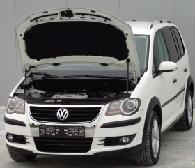 VW Touran CROSS* 6+ 1* NAVI* , снимка 17 - Автомобили и джипове - 45752924