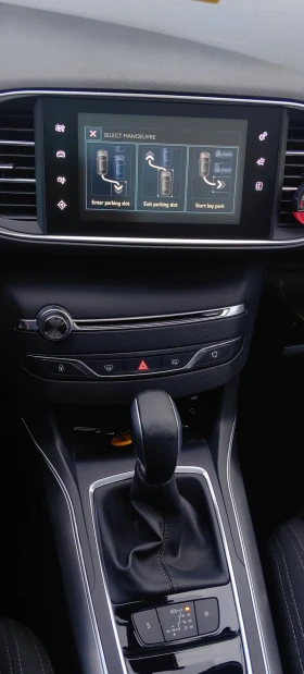 Peugeot 308 1.2i alure automat, снимка 10