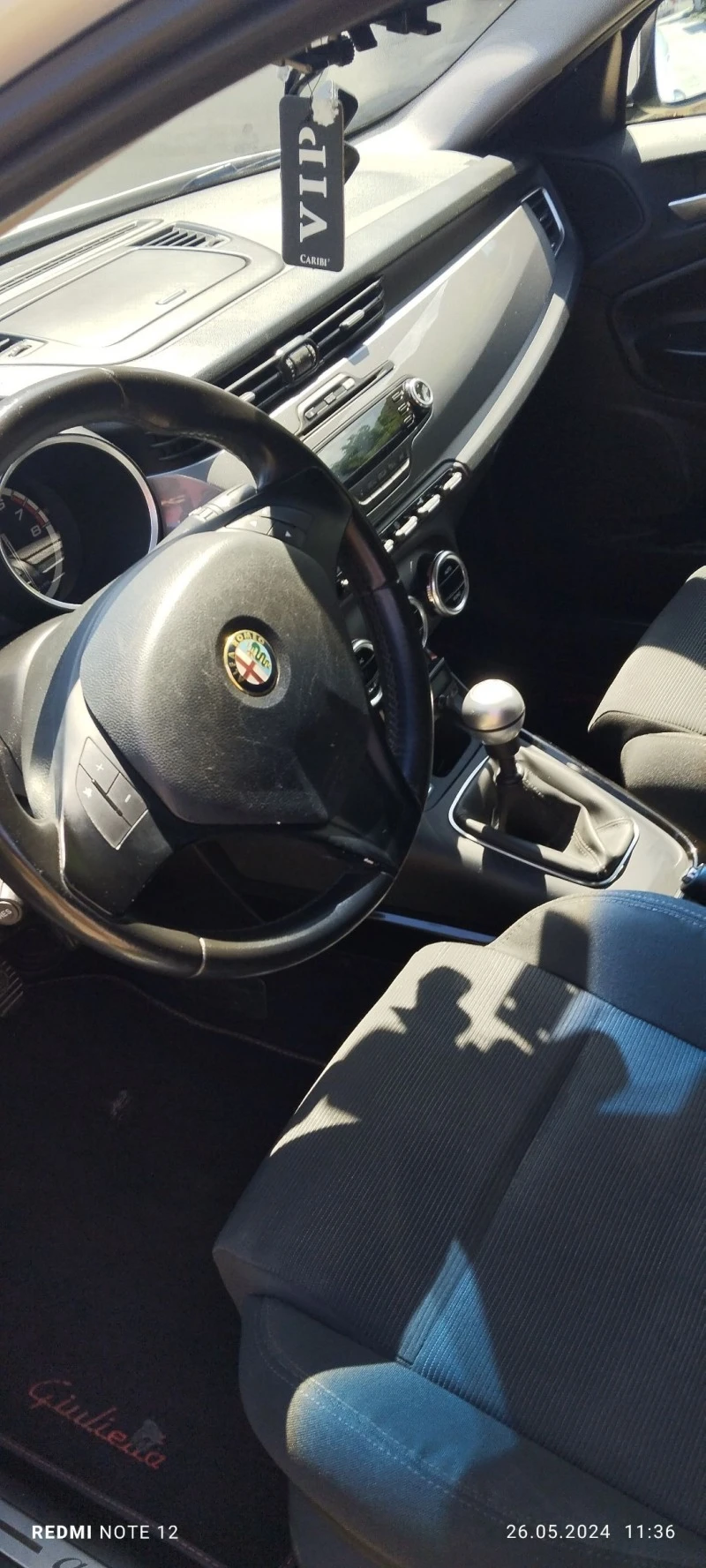 Alfa Romeo Giulietta 1.4 T-Jet, снимка 11 - Автомобили и джипове - 48638740