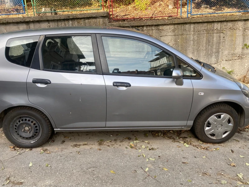 Honda Jazz, снимка 3 - Автомобили и джипове - 47530073