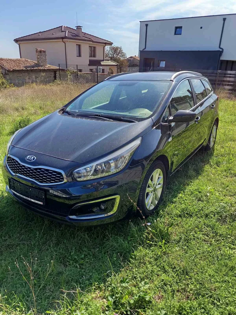 Kia Ceed 1.4, снимка 3 - Автомобили и джипове - 47612795