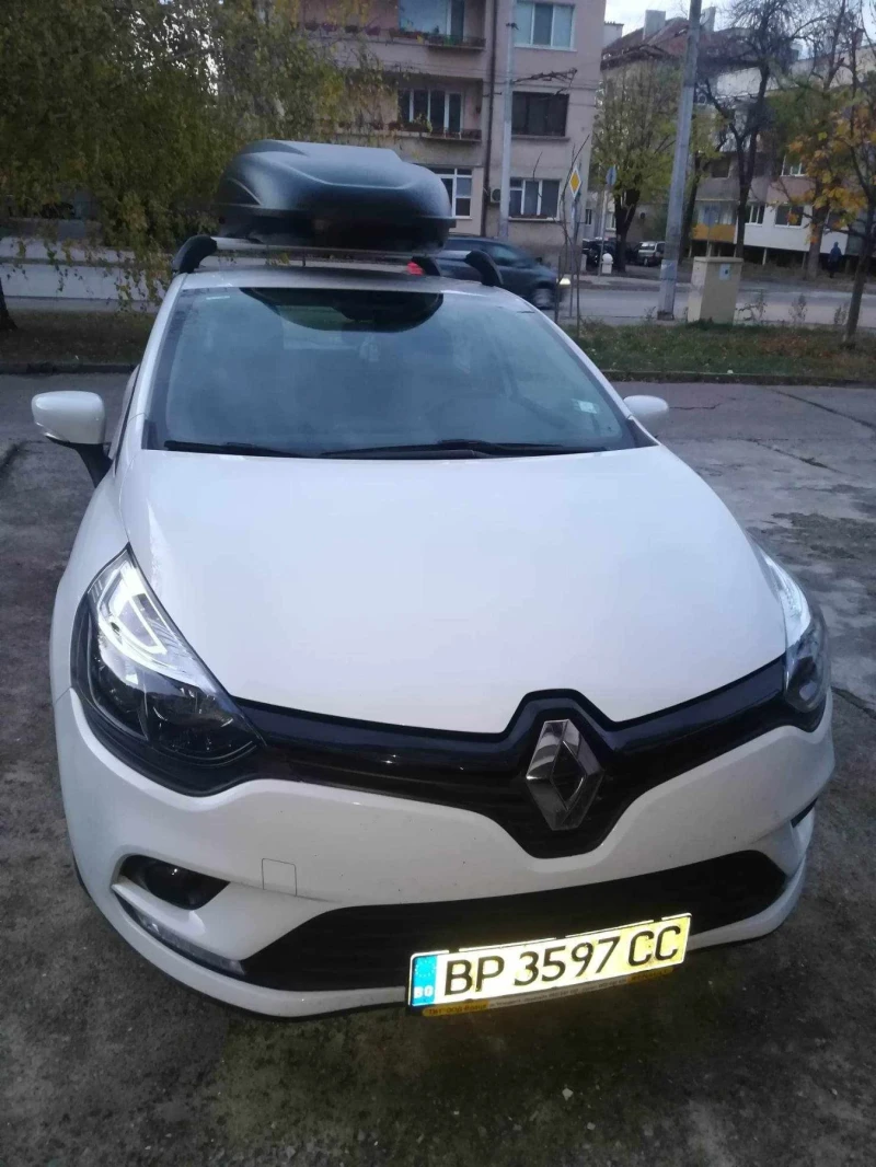 Renault Clio, снимка 1 - Автомобили и джипове - 49371907