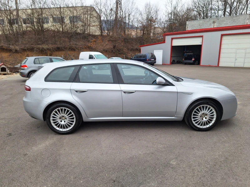 Alfa Romeo 159 sportwagon JTS Топ състояние!, снимка 11 - Автомобили и джипове - 48973910