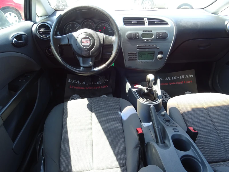 Seat Leon 1.6i 102kc 5вр. Style (MY09), снимка 12 - Автомобили и джипове - 50767911