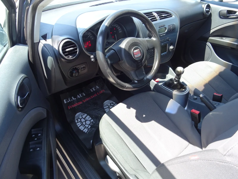 Seat Leon 1.6i 102kc 5вр. Style (MY09), снимка 9 - Автомобили и джипове - 50767911