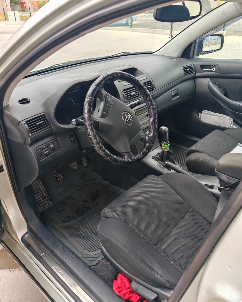Toyota Avensis, снимка 7 - Автомобили и джипове - 51853832