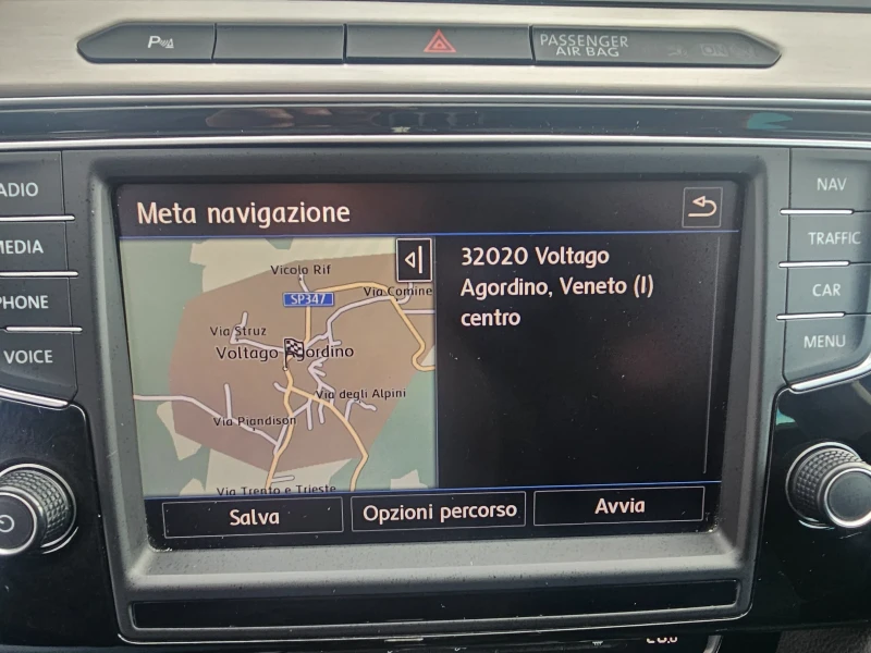 VW Passat 2.0 tdi ABTOMAT evro6B , снимка 12 - Автомобили и джипове - 52493581