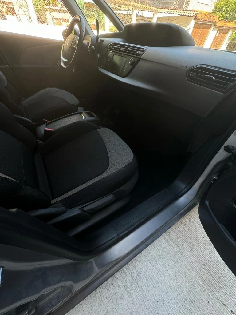 Citroen C4 Picasso, снимка 9 - Автомобили и джипове - 52467541