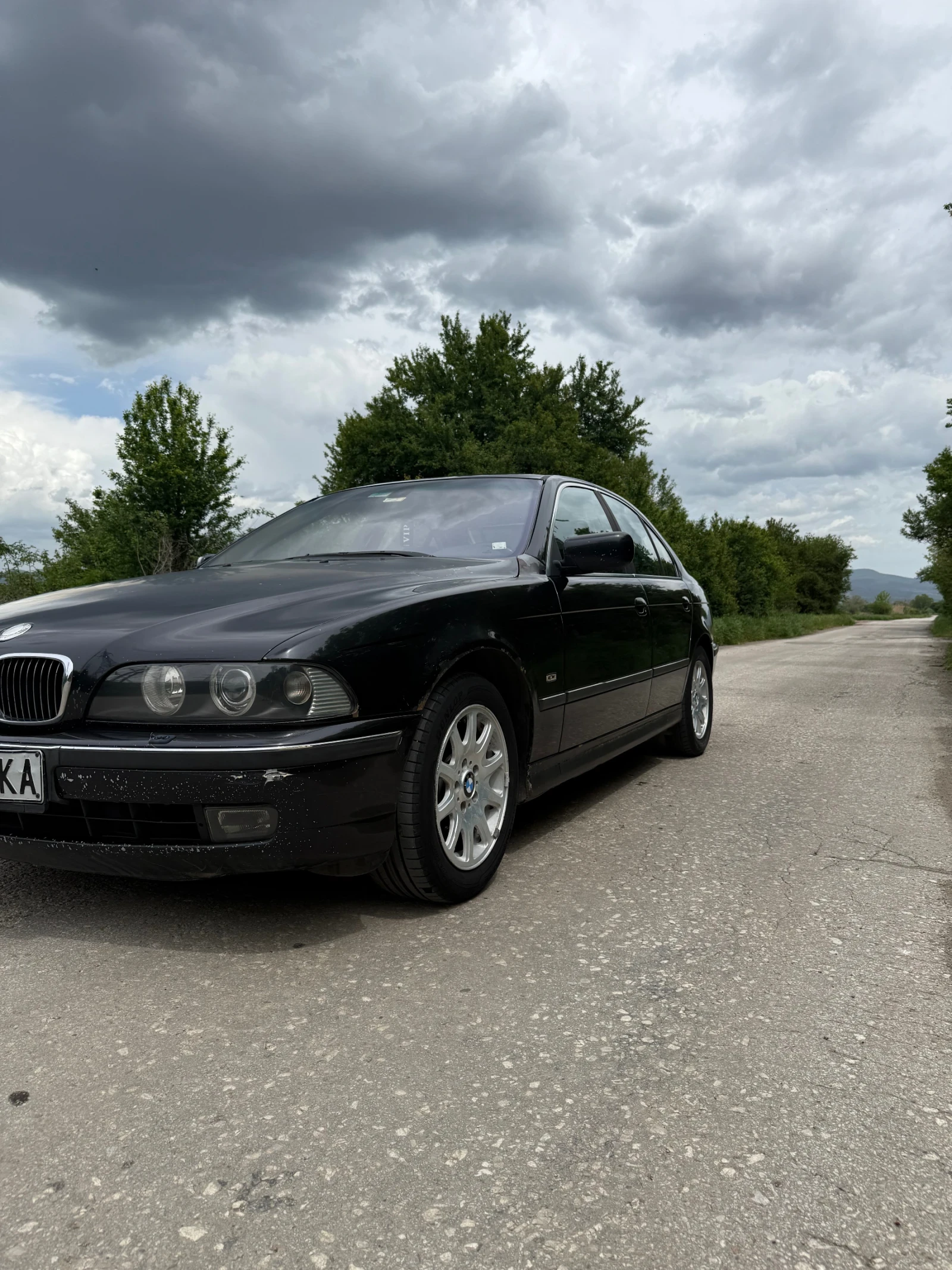BMW 523  - изображение 2