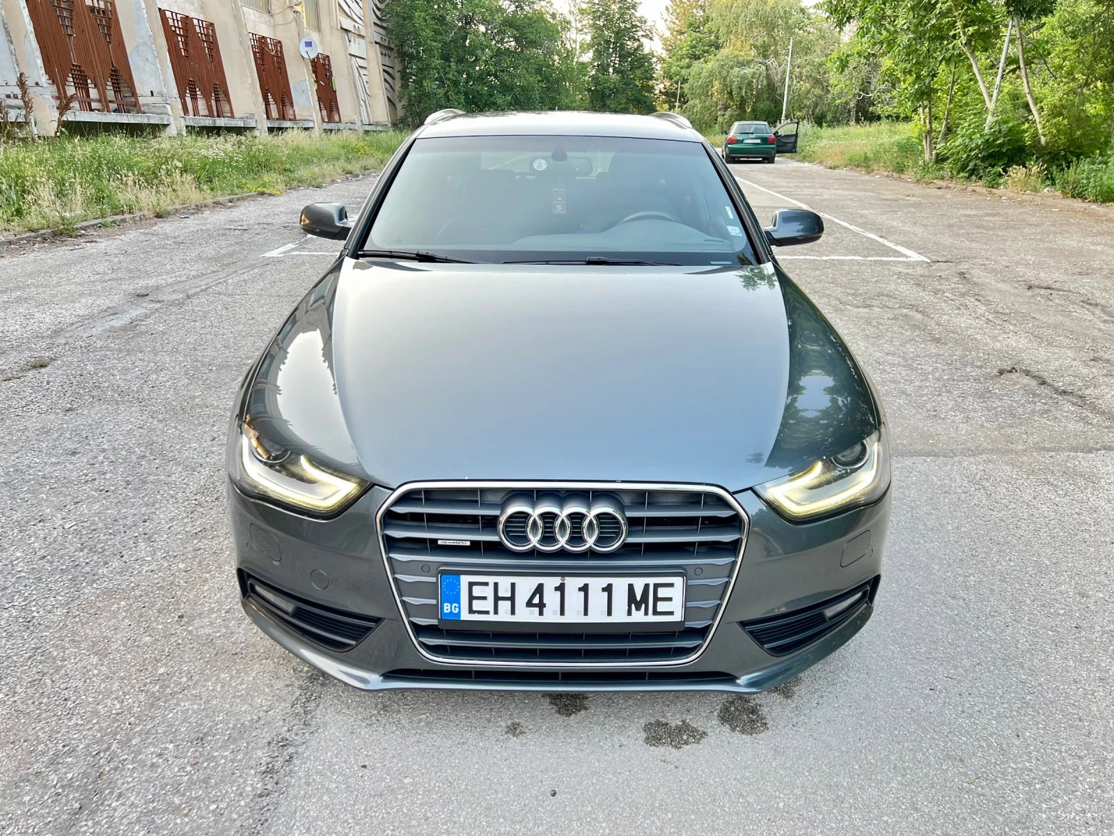 Audi A4 3.0TDI S-line  - изображение 2