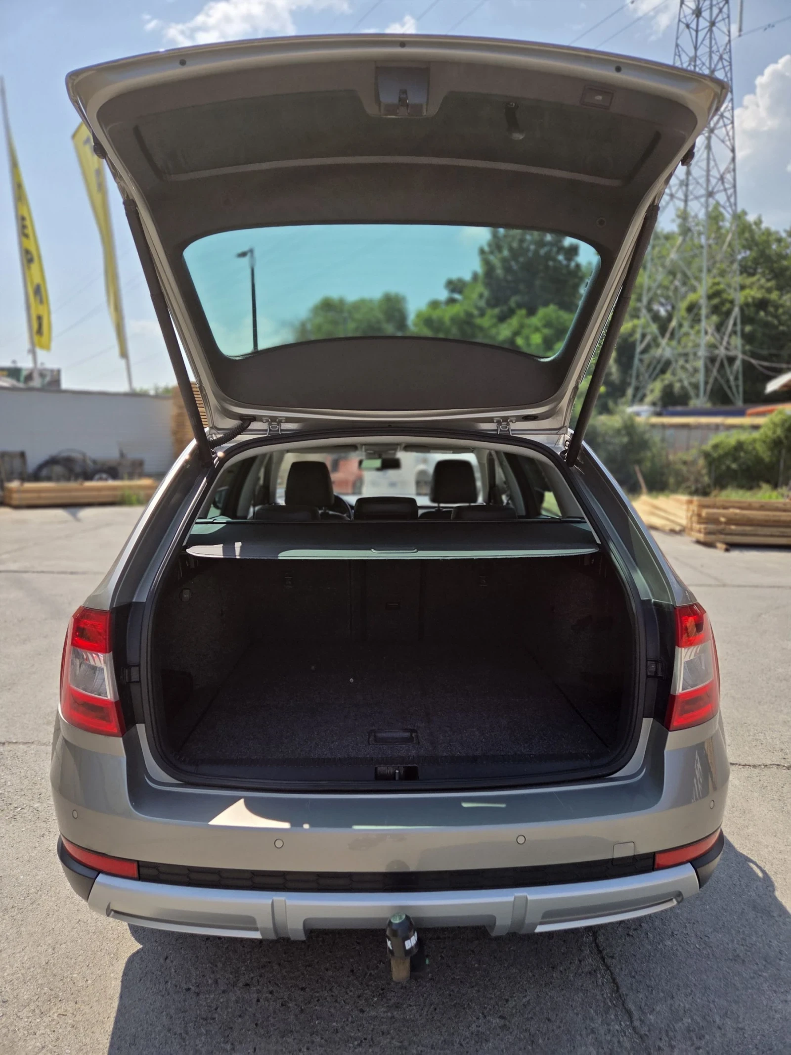 Skoda Octavia Scout 4x4 TOP FULL - изображение 7