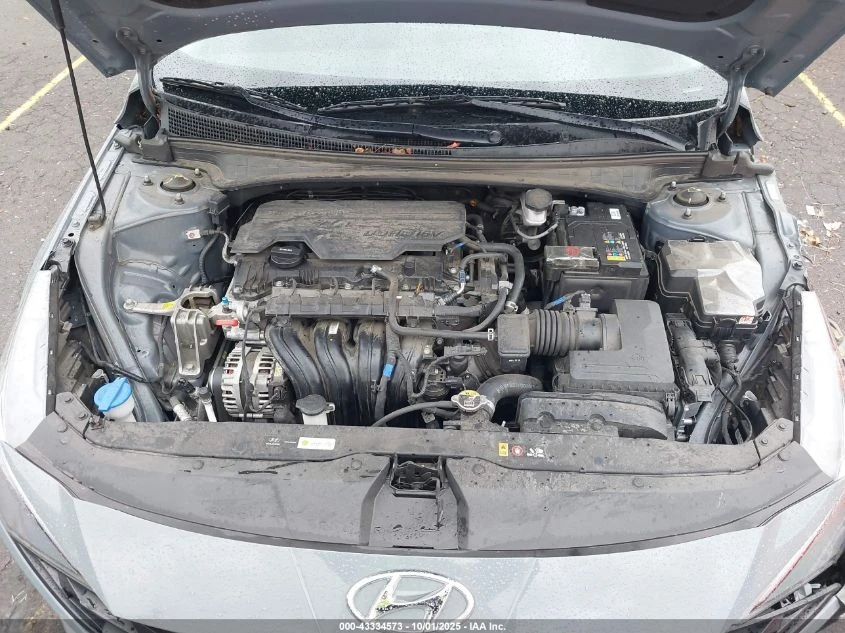 Hyundai Elantra 2.0L I-4 DOHC, VVT, 147HP Front Wheel Drive | Mobile.bg   16