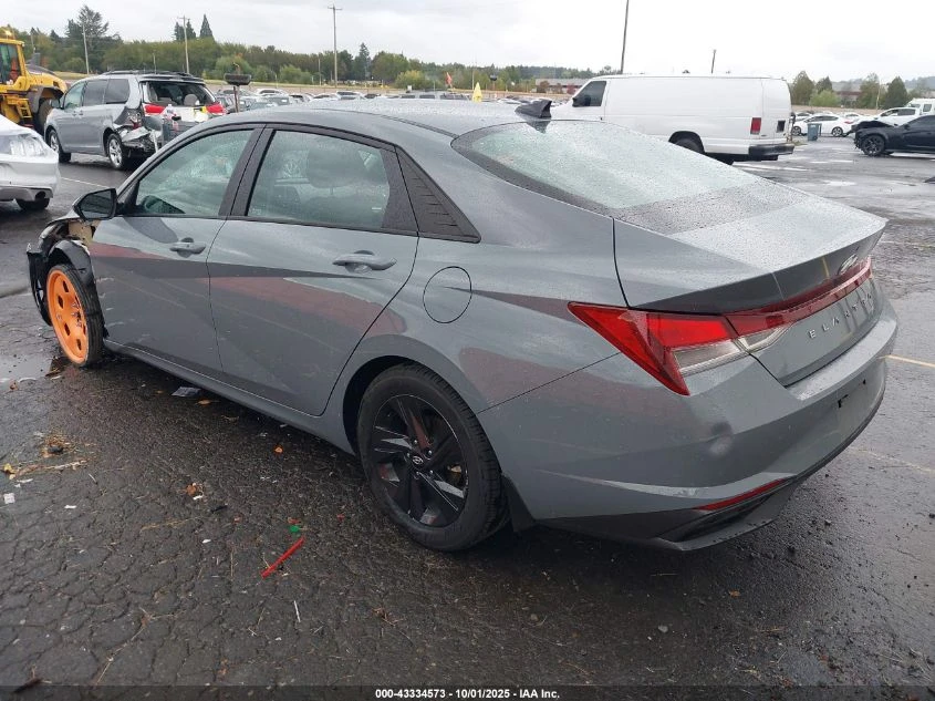 Hyundai Elantra 2.0L I-4 DOHC, VVT, 147HP Front Wheel Drive | Mobile.bg   9