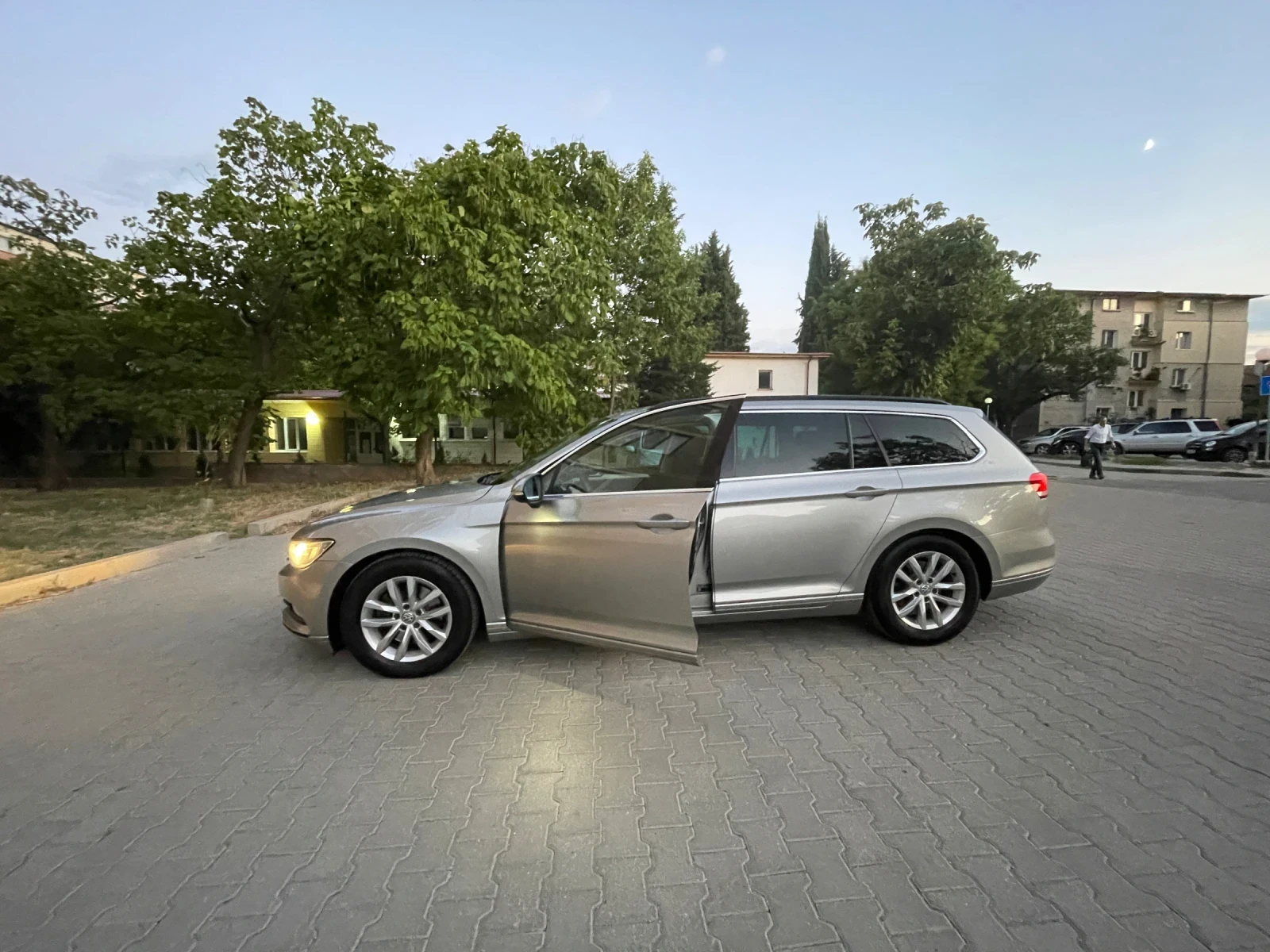 VW Passat B8 - изображение 4