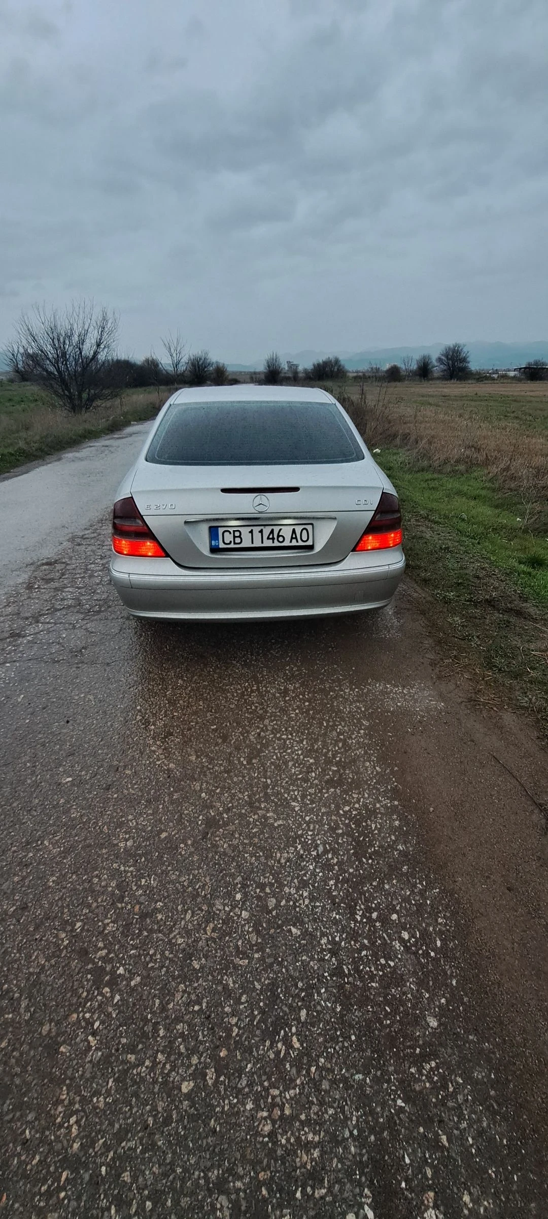 Mercedes-Benz E 270  - изображение 4