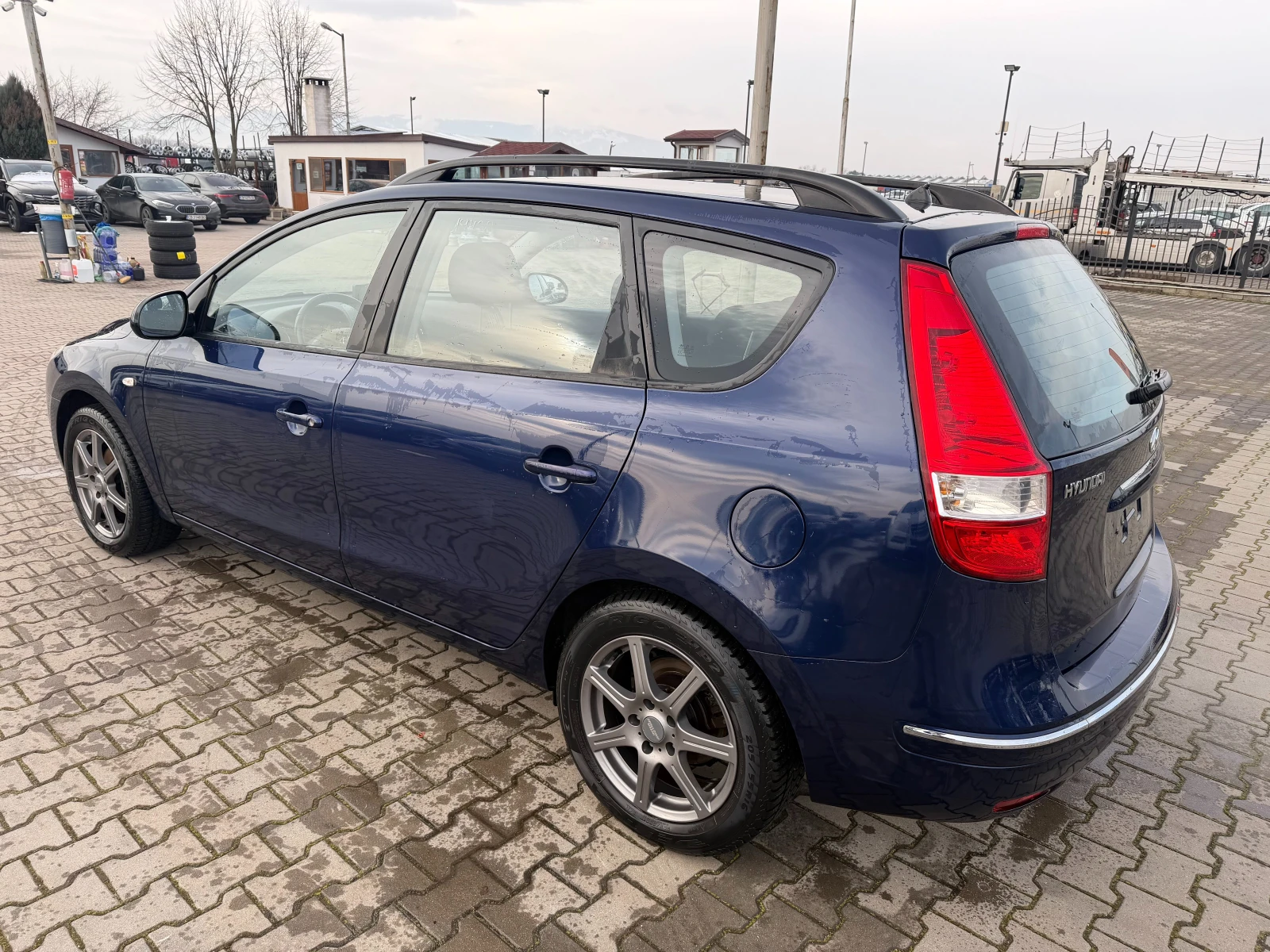 Hyundai I30 1.6i NAVI EURO 4 - изображение 8