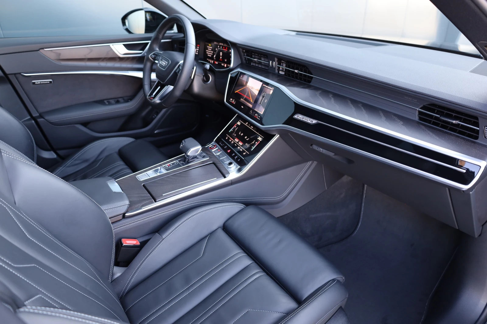 Audi S6 AUDI EXCLUSIVE* HD MATRIX LIGHTS* B&O* PANO* 360* , снимка 15 - Автомобили и джипове - 53835458