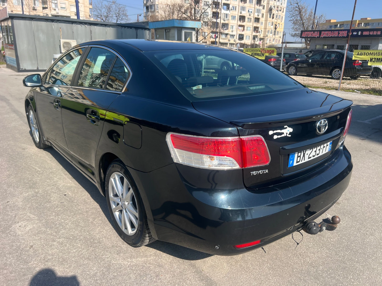 Toyota Avensis 2.0 D-4D CLIMA/NAVI/CAMERA, снимка 7 - Автомобили и джипове - 53867328