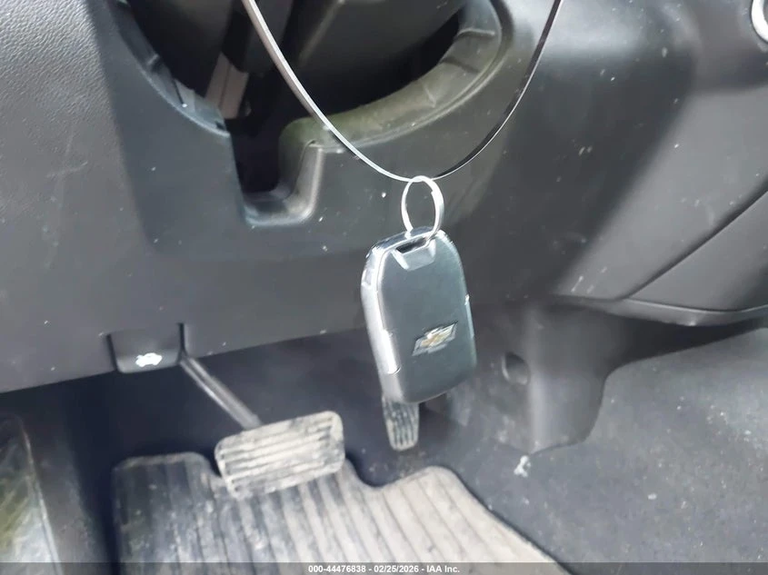 Chevrolet Silverado 2.7l 1500 Ltd 4Wd Short Bed Lt With 2Fl, снимка 11 - Автомобили и джипове - 53906745