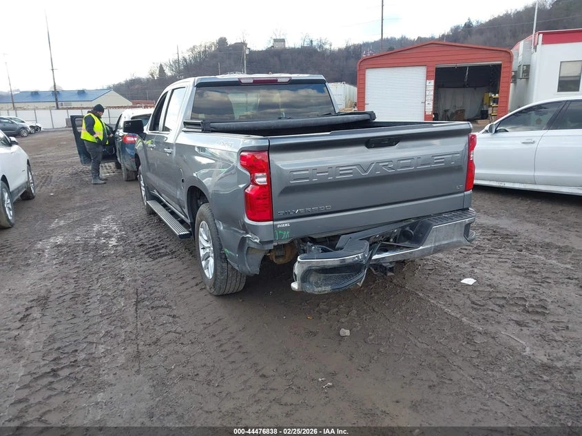 Chevrolet Silverado 2.7l 1500 Ltd 4Wd Short Bed Lt With 2Fl, снимка 3 - Автомобили и джипове - 53906745