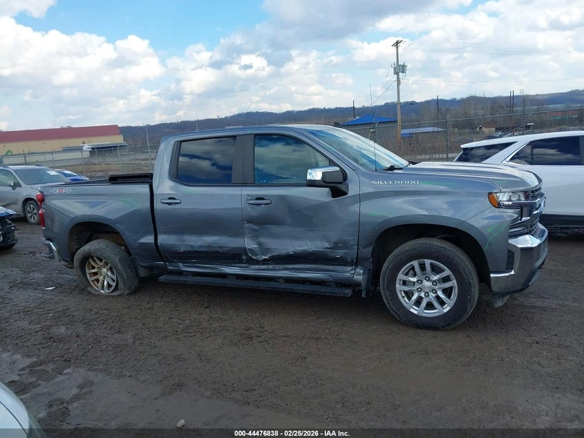 Chevrolet Silverado 2.7l 1500 Ltd 4Wd Short Bed Lt With 2Fl, снимка 13 - Автомобили и джипове - 53906745