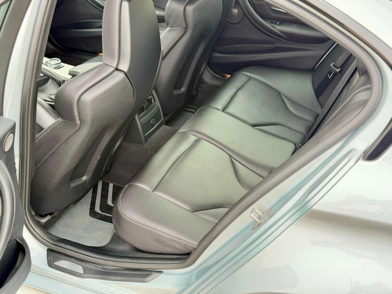 BMW M3 INDIVIDUAL * H&K * HEAD UP * DCT * CARFAX * , снимка 16 - Автомобили и джипове - 54152559