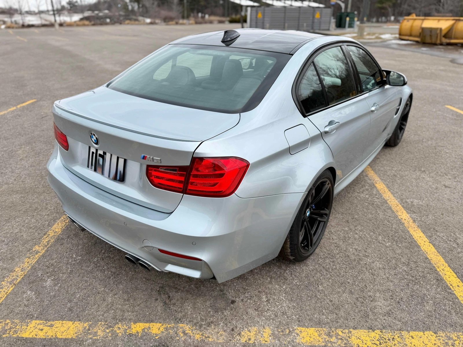 BMW M3 INDIVIDUAL * H&K * HEAD UP * DCT * CARFAX * , снимка 5 - Автомобили и джипове - 54152559