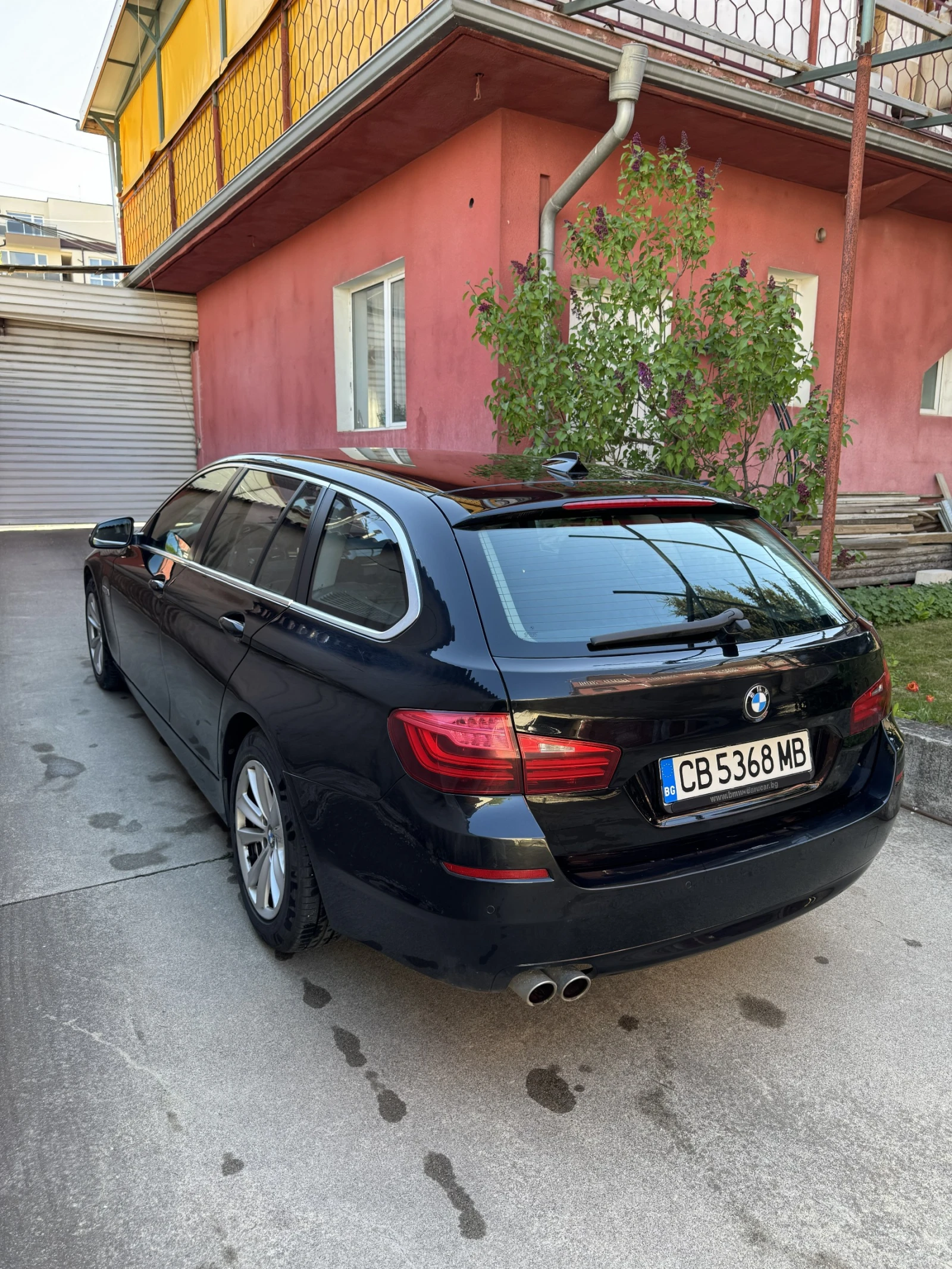 BMW 520 F11, снимка 4 - Автомобили и джипове - 54321549