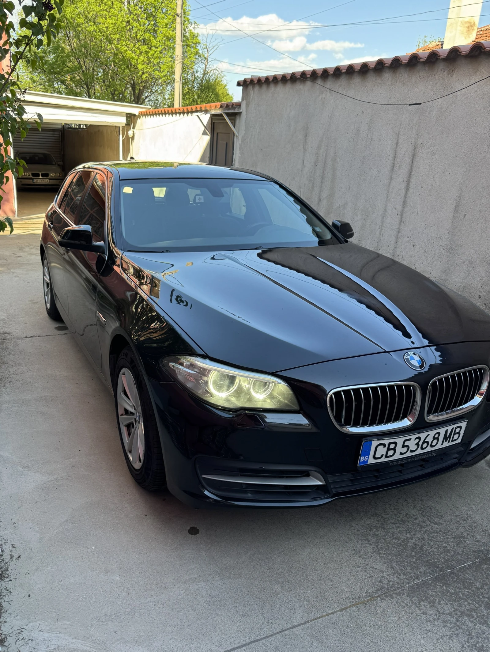 BMW 520 F11, снимка 3 - Автомобили и джипове - 54321549